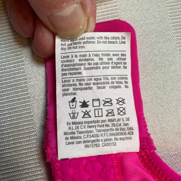 Champion Hot Pink Sports Bra Full Coverage Intimates Sz 36-39 C/D Back Closure - Picture 7 of 11